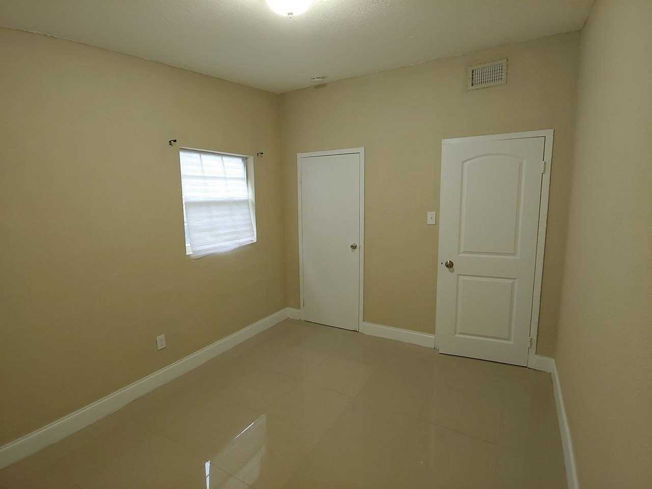 2351 Keith St - Photo 6 of 11