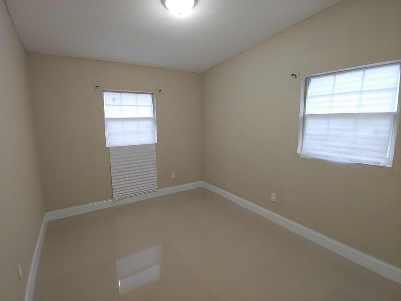 2351 Keith St - Photo 7 of 11