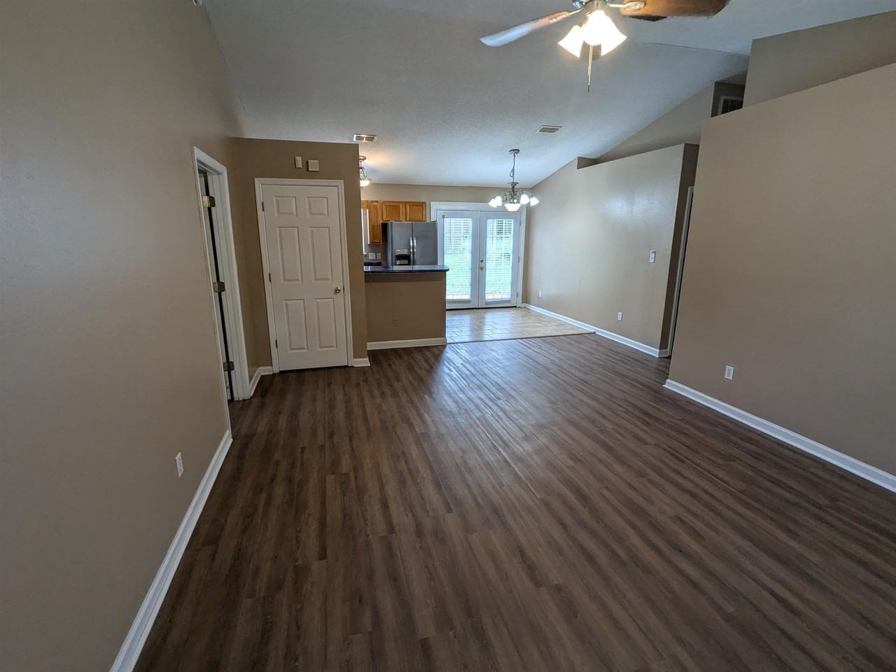 3100 Dunkeld Ct - Photo 2 of 19