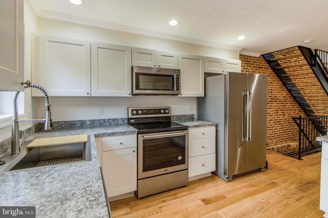 333 S Conkling St - Photo 7 of 34