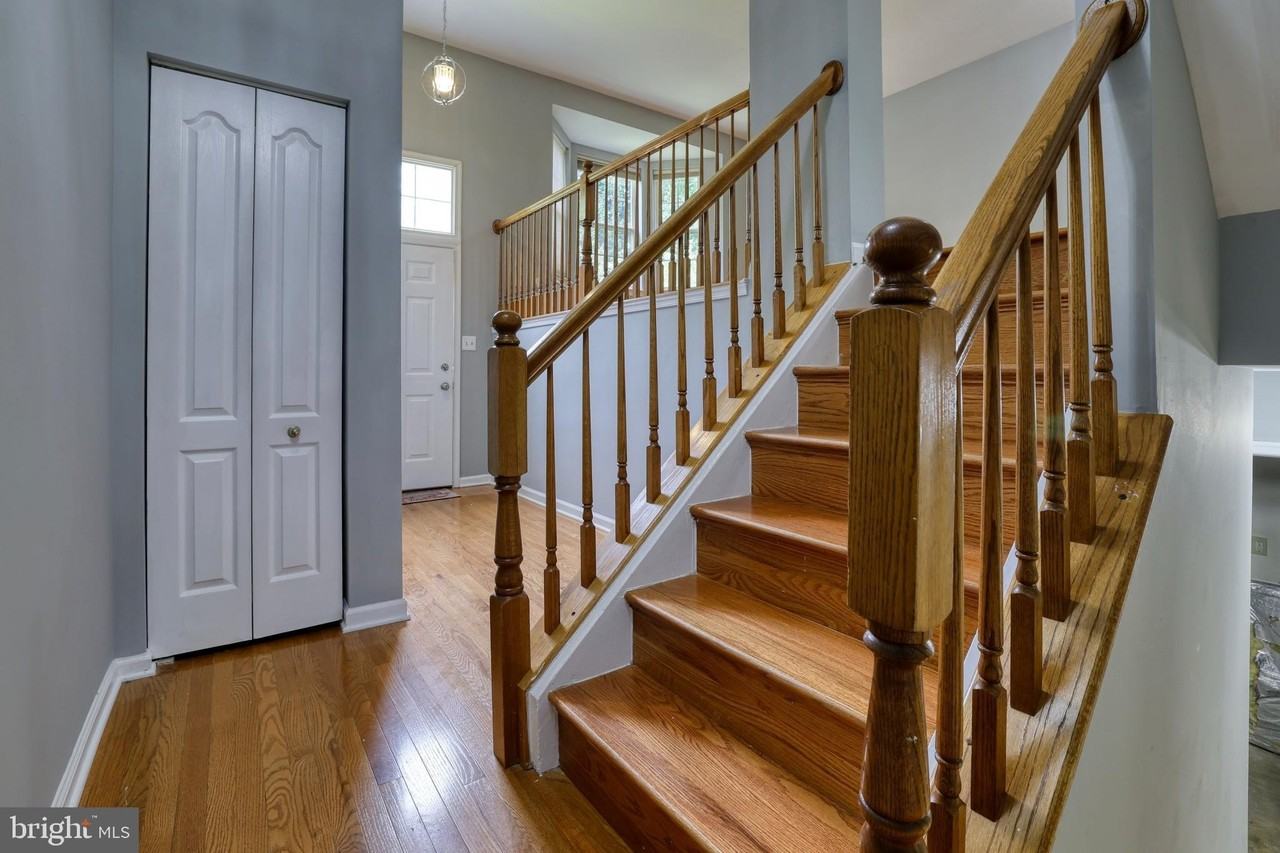 30 Flaxleaf Ct - Photo 4 of 27
