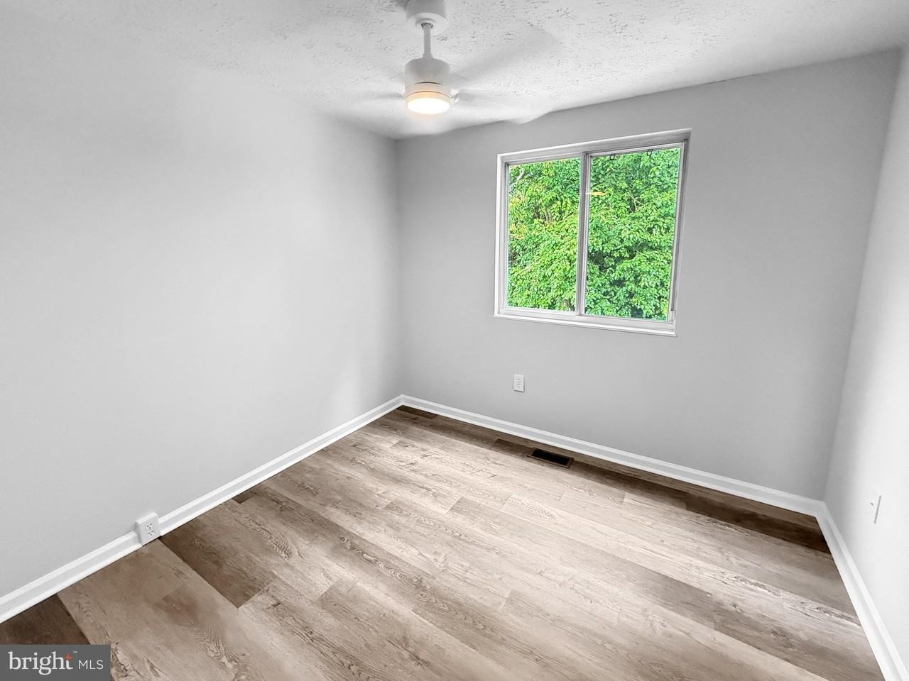 6723 Kernel Ct - Photo 6 of 15