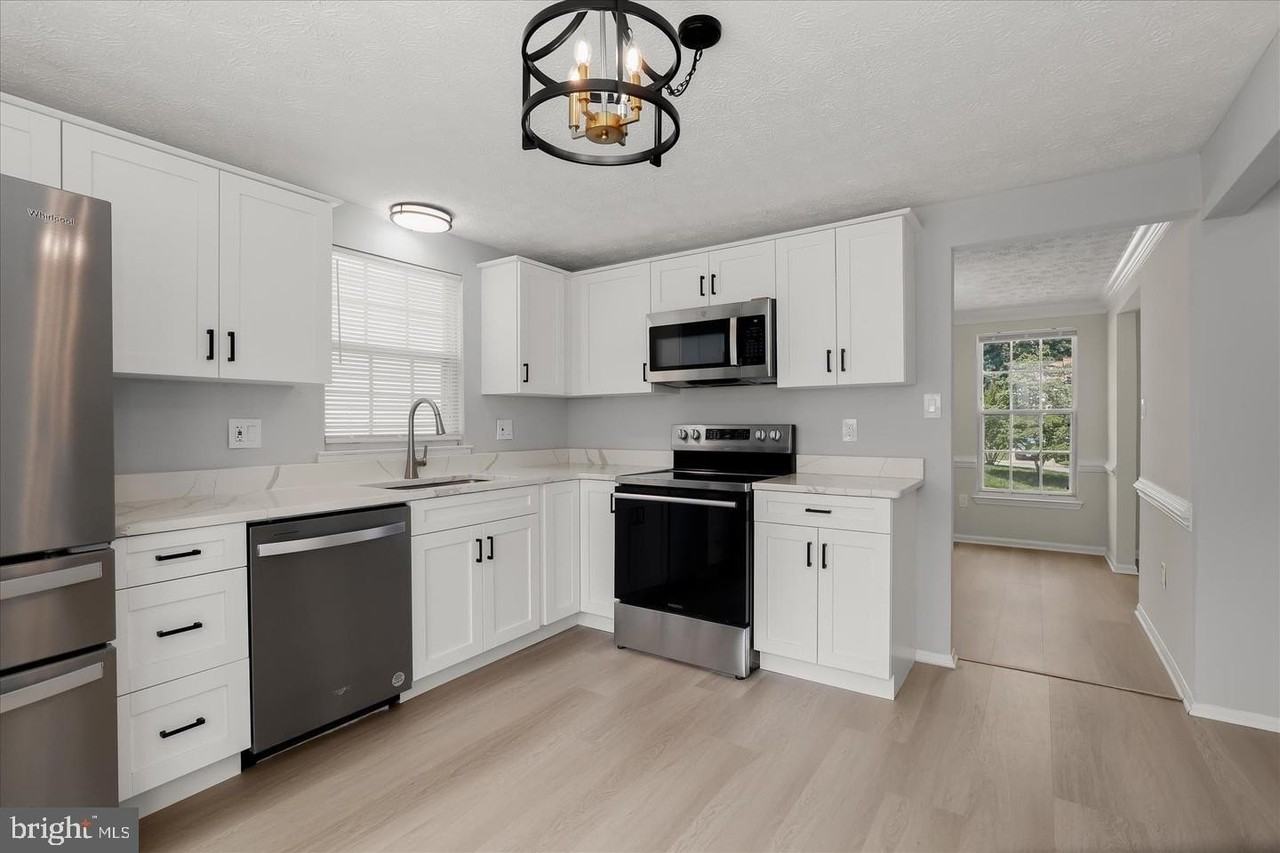 5934 Iron Frame Way - Photo 7 of 31
