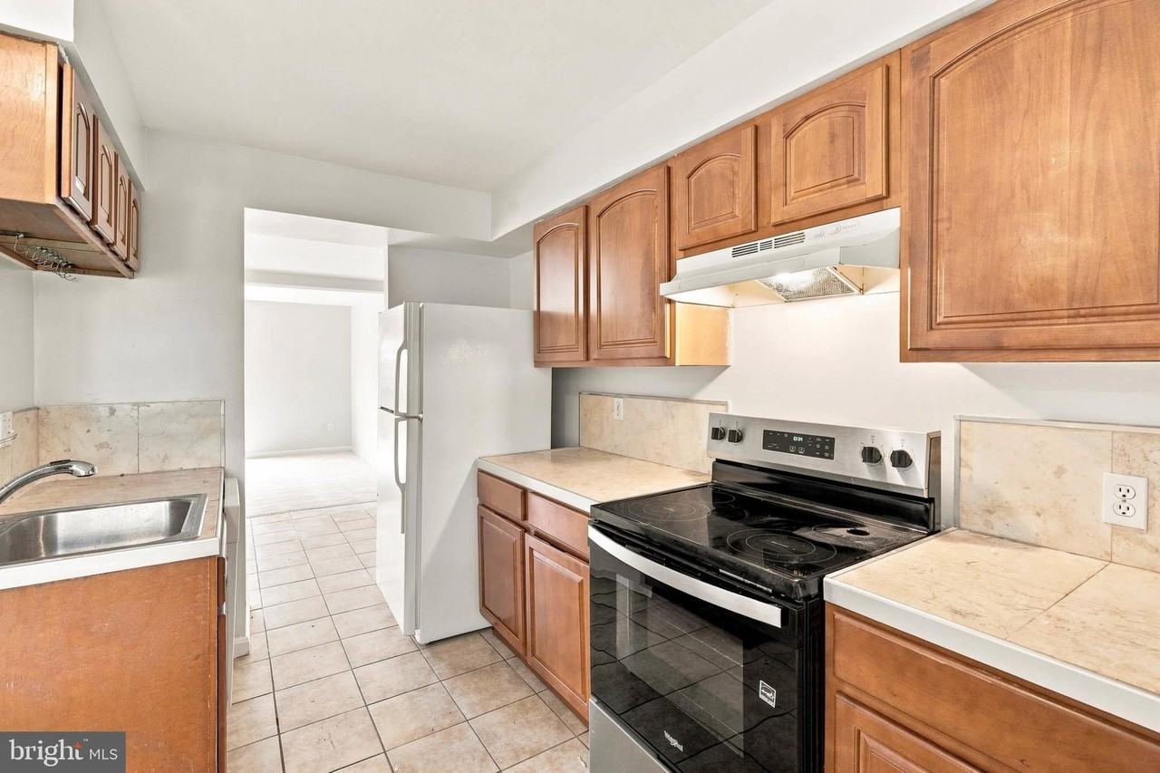 7138 Talisman Ln - Photo 5 of 24