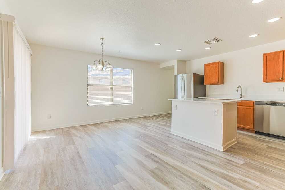 2361 E 35th Ave - Photo 7 of 17