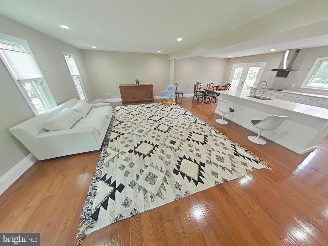 1639 Winding Waye Ln - Photo 4 of 16