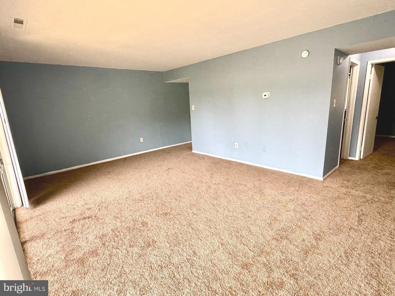 5444 85th Ave #201 - Photo 6 of 19