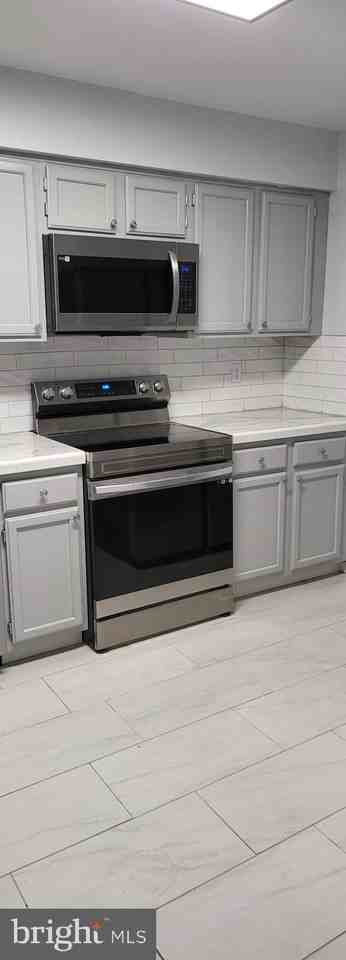 8706 Cumbria Ct #C - Photo 5 of 19