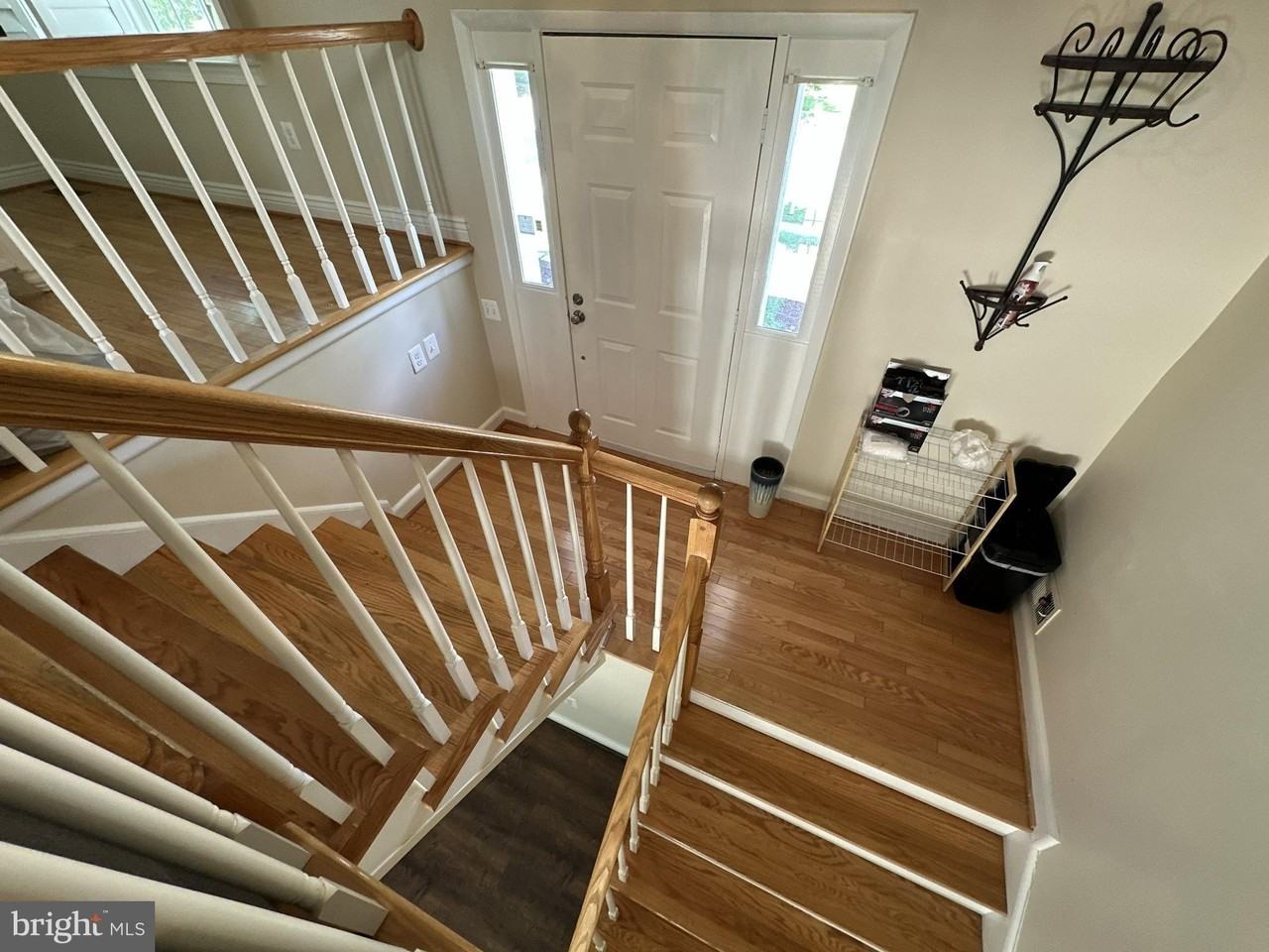 8705 Loughran Rd - Photo 5 of 25