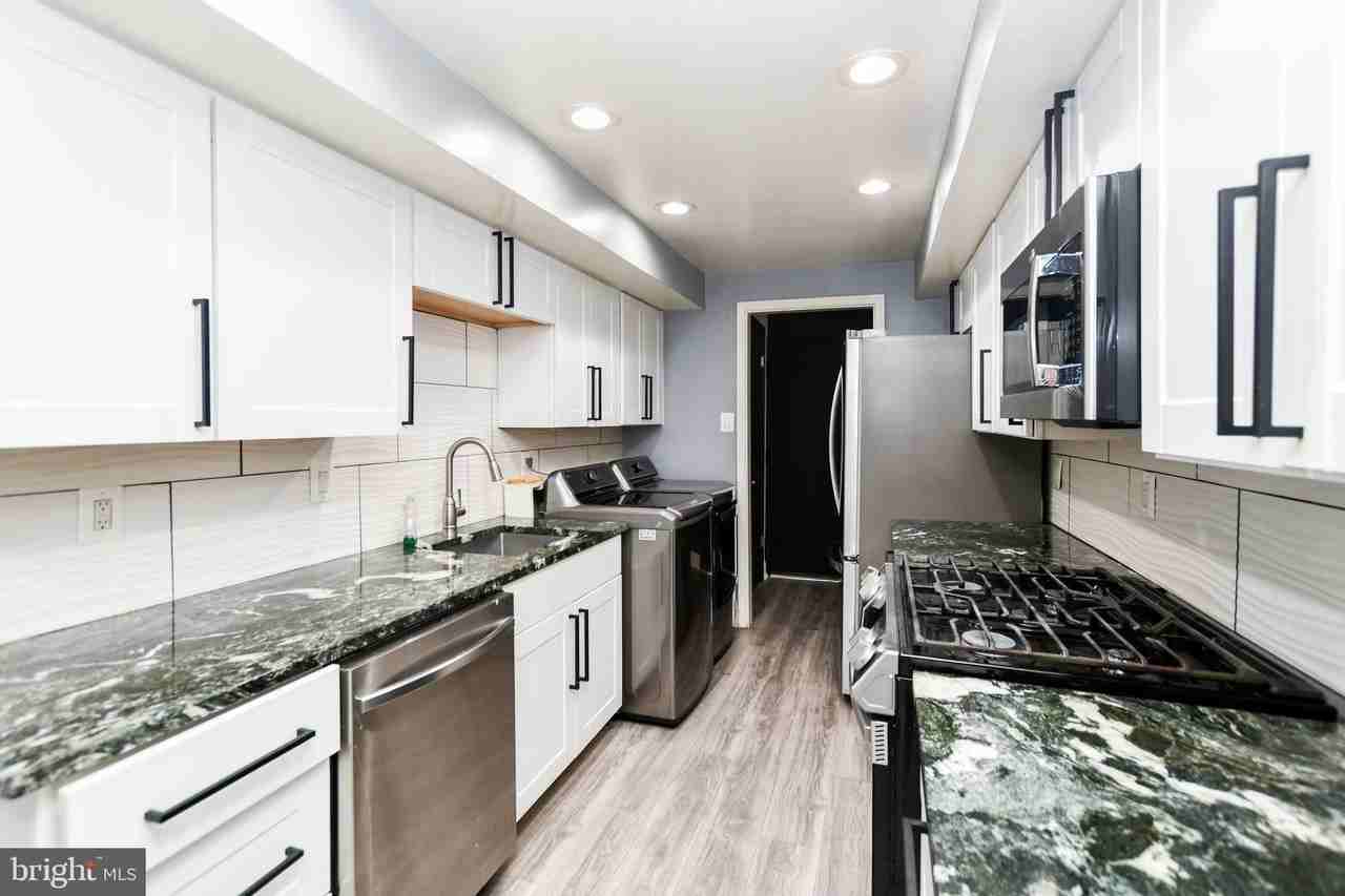 10208 Prince Pl #5T5 - Photo 7 of 28