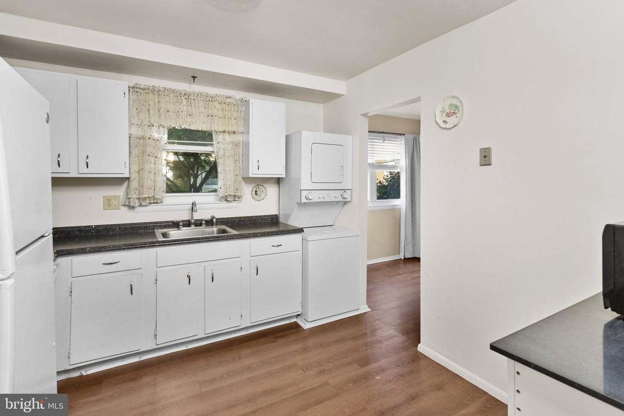 14--4 FLORENCE TOLLGATE Place - Photo 7 of 12