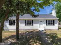 217 Chestnut St - Photo 1 of 1