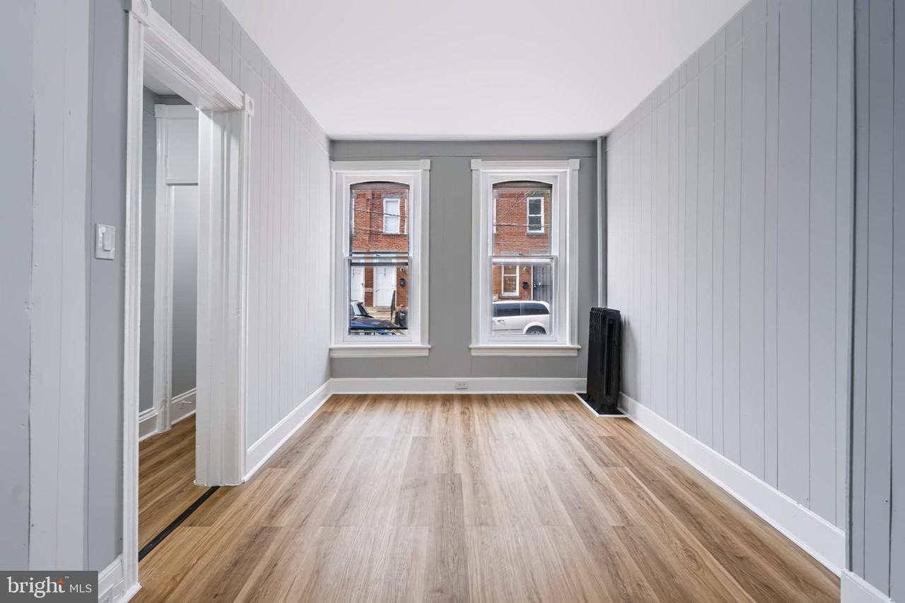 309 Academy St - Photo 5 of 37