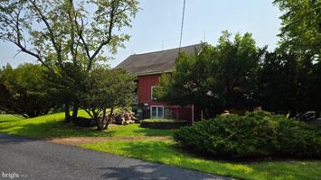featured image of 253 E Dark Hollow Rd #1