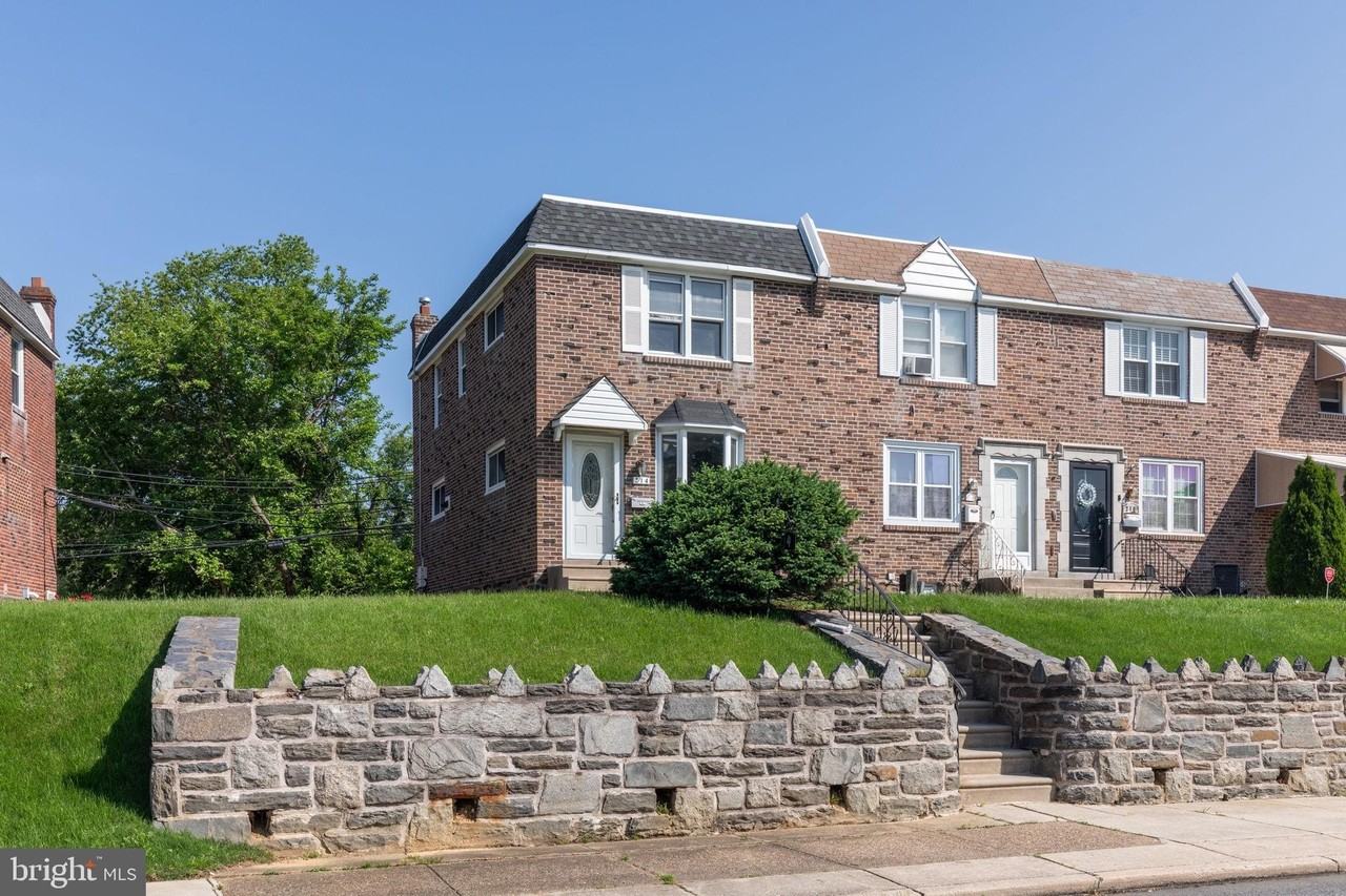 214 Westbridge Rd - Photo 2 of 21