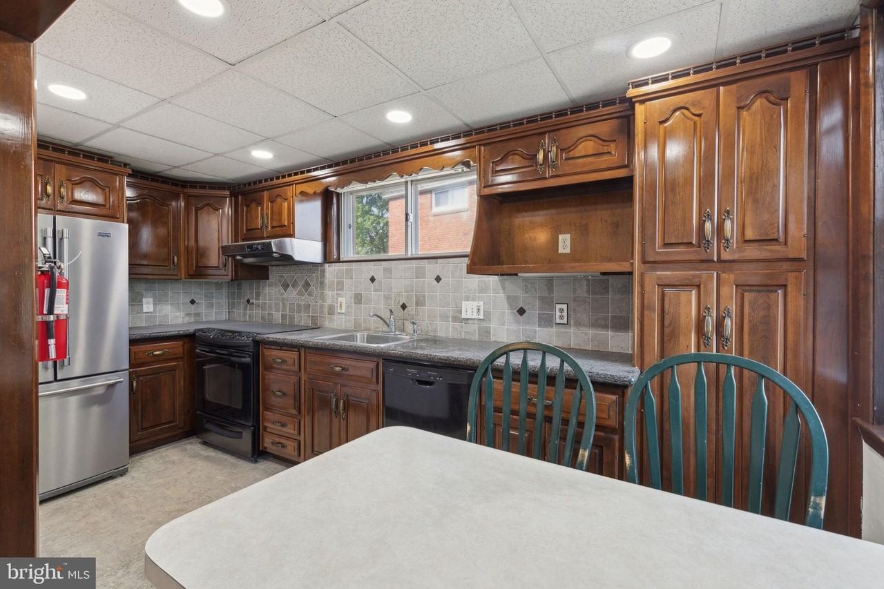 214 Westbridge Rd - Photo 7 of 21