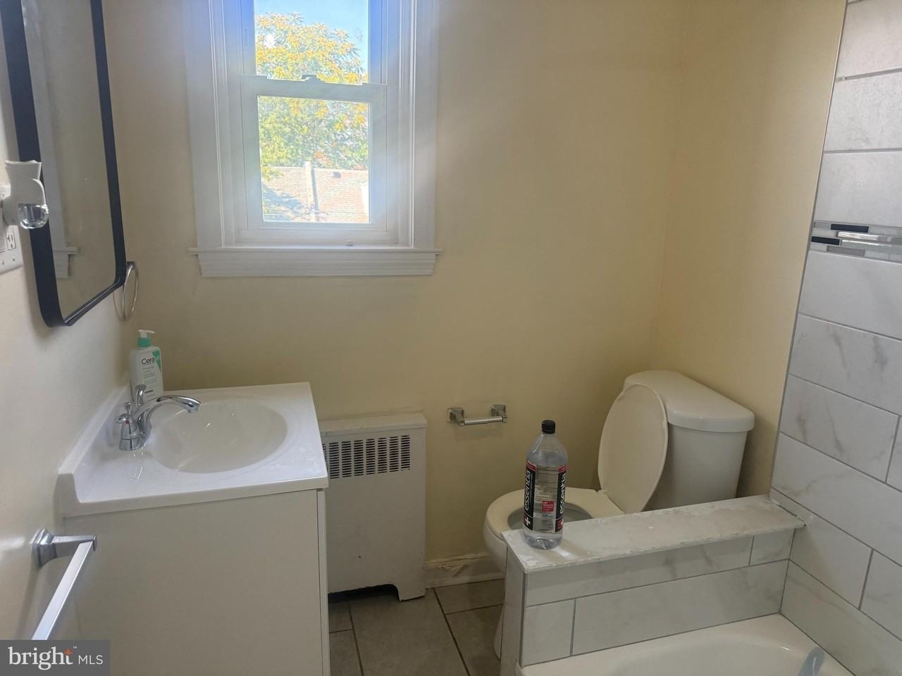 544 Wiltshire Rd - Photo 6 of 13
