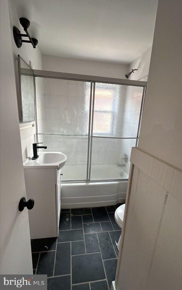 566 E High St #6 - Photo 6 of 7