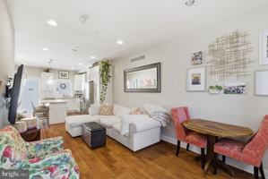 featured image of 2249 Kimball St