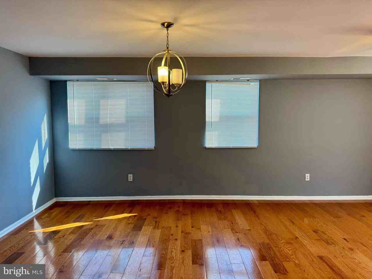 1323 E Upsal St #1 - Photo 4 of 18
