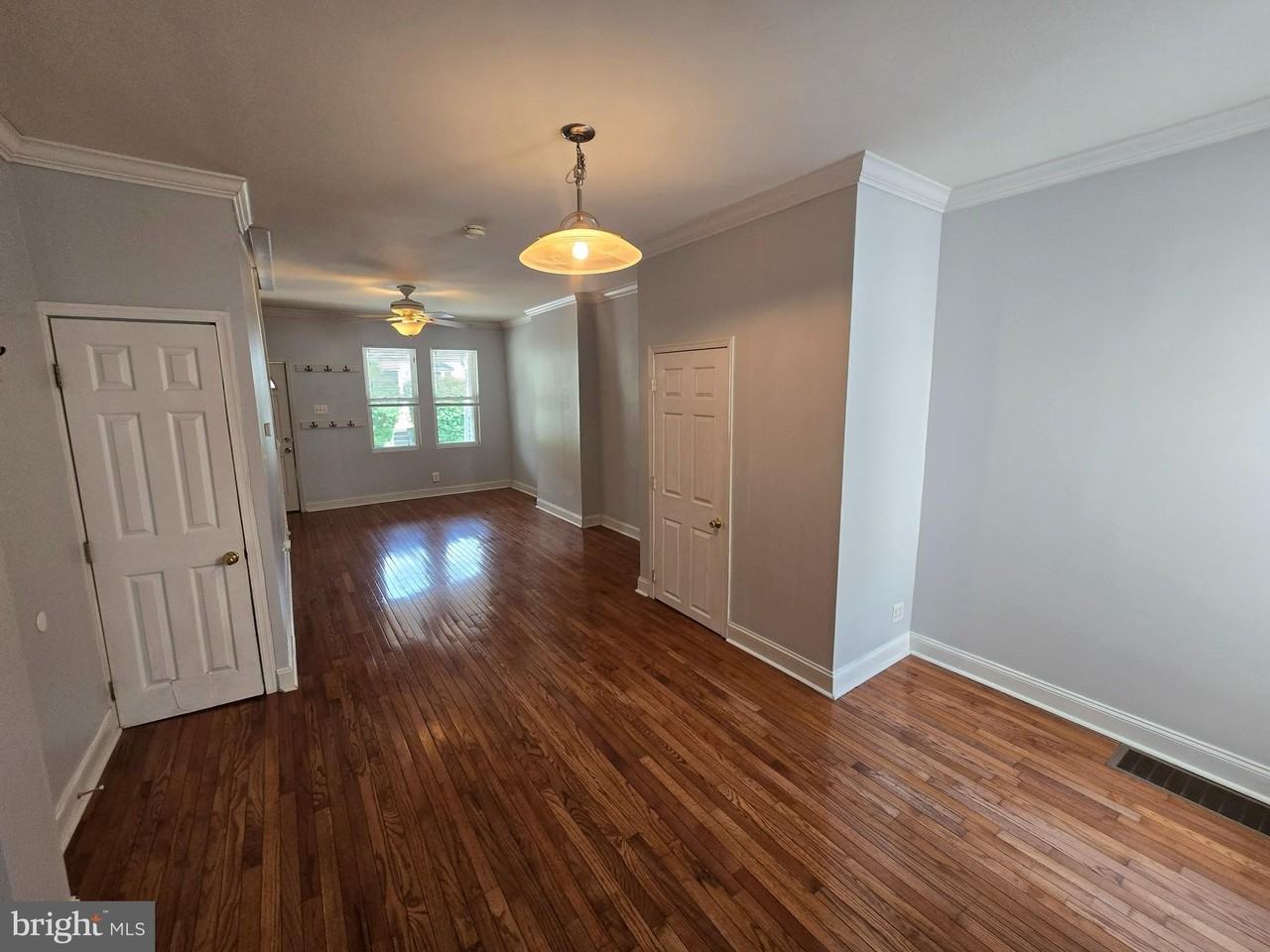 4420 Fleming St - Photo 6 of 26