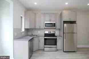 3718 Haverford Ave #2R - Photo 1 of 1