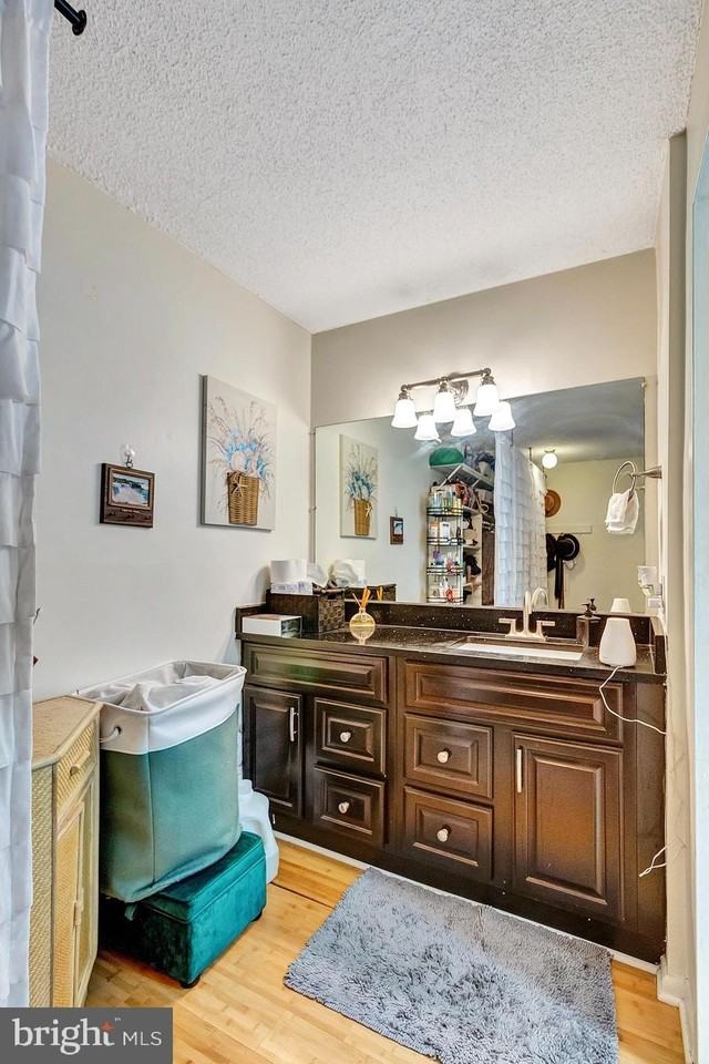 2500 N Van Dorn St #918 - Photo 7 of 13