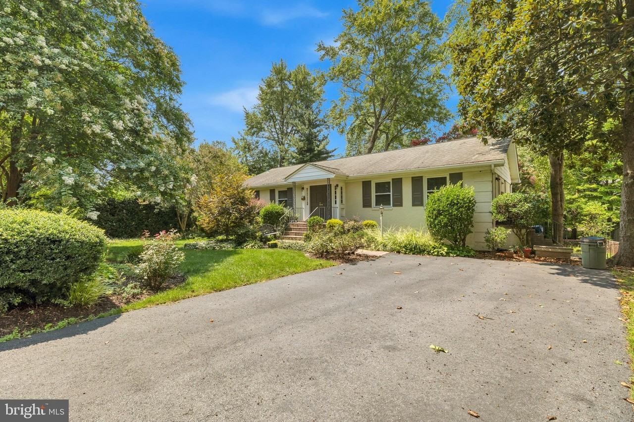 4314 Argonne Dr - Photo 3 of 45