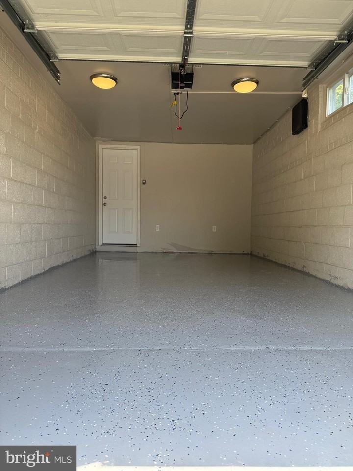 5410 Montgomery St - Photo 6 of 6