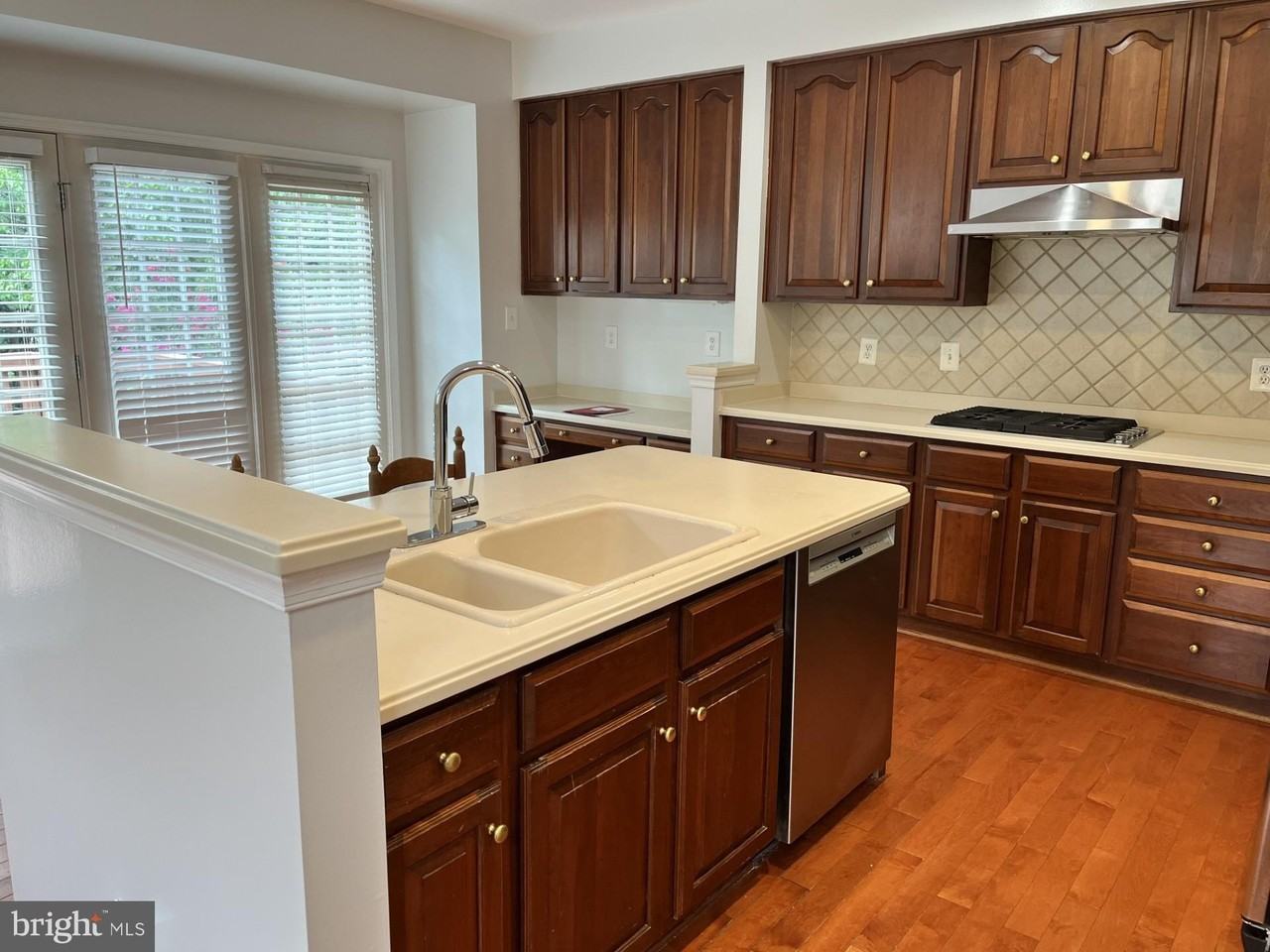 1786 Brentridge St - Photo 4 of 22