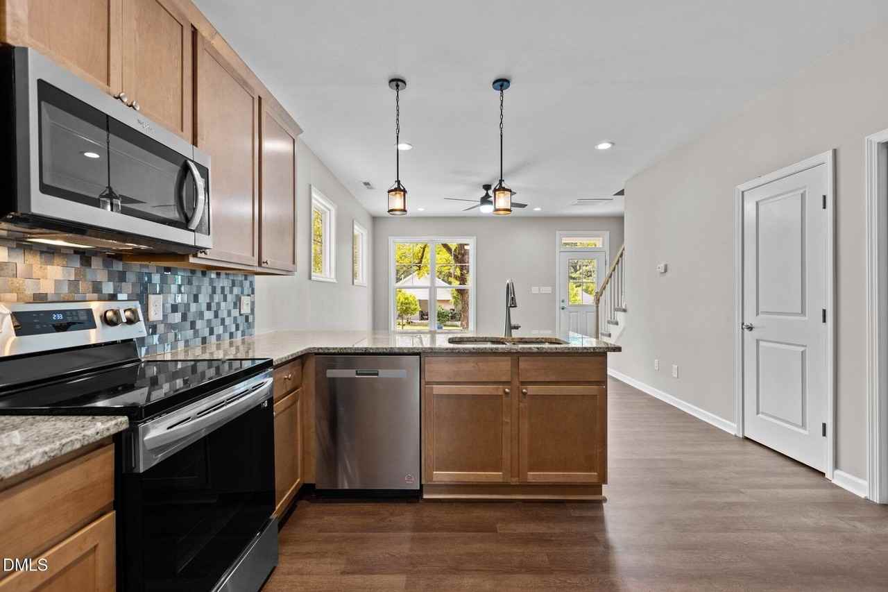 214 N Guthrie Ave #A - Photo 2 of 24