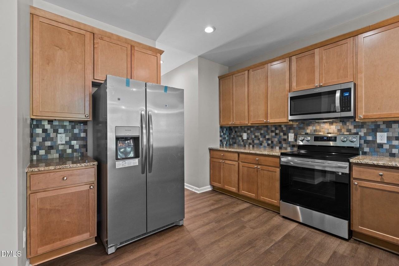 214 N Guthrie Ave #A - Photo 3 of 24