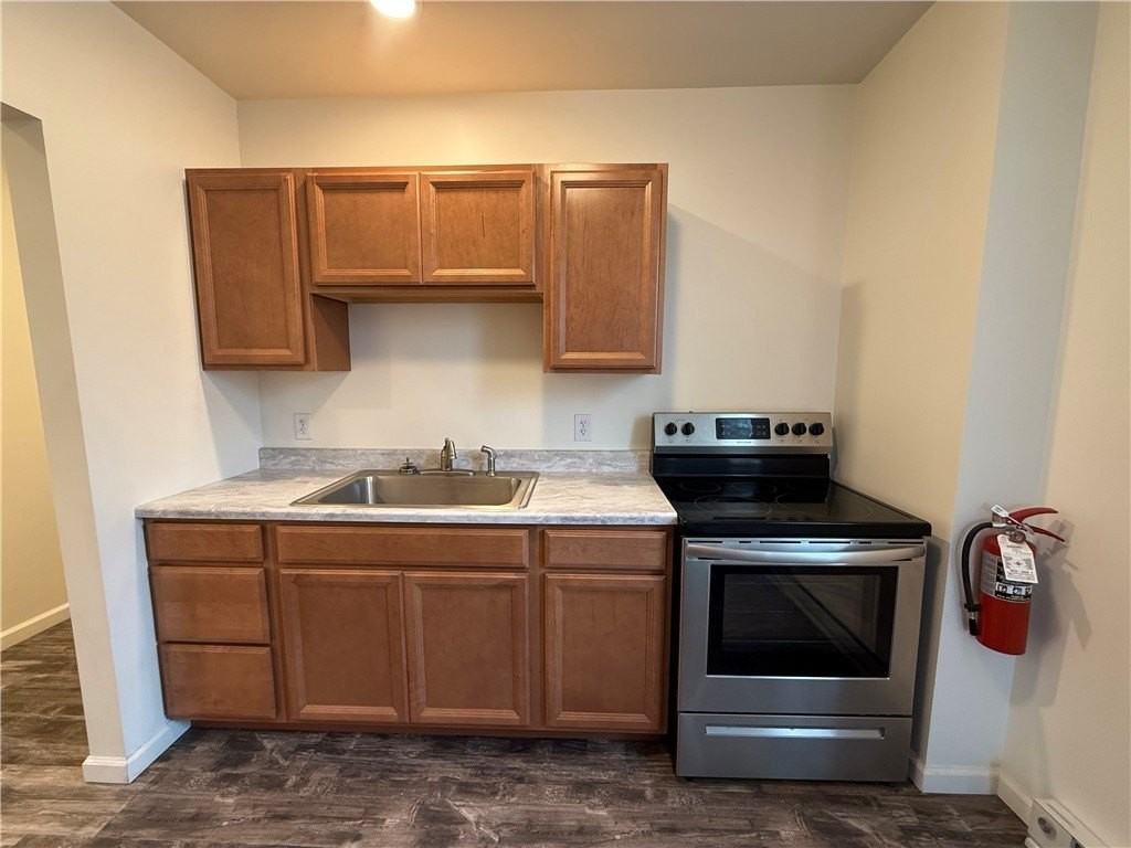 571 Kendall Ave #575 - Photo 5 of 17
