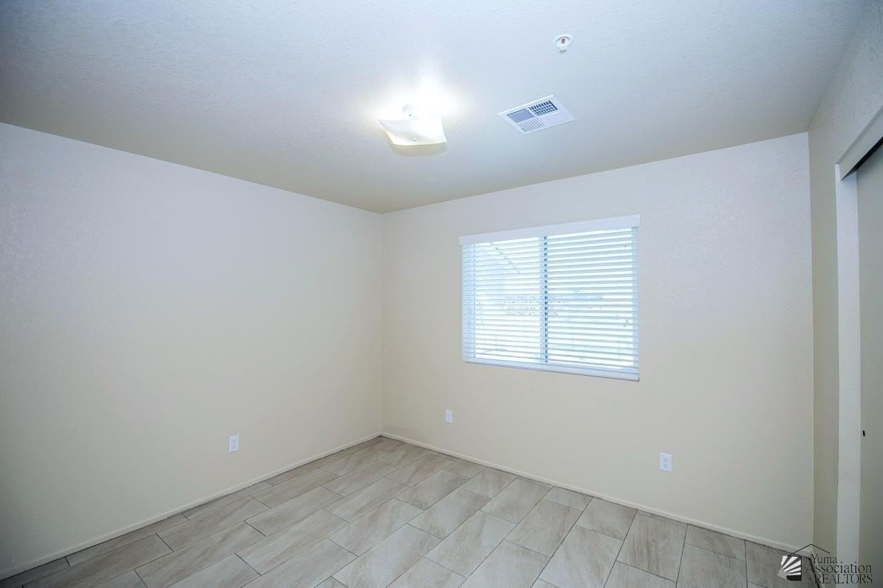 3748 S Brianna Dr - Photo 7 of 15