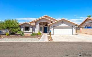 featured image of 10772 S Avenida Primavera