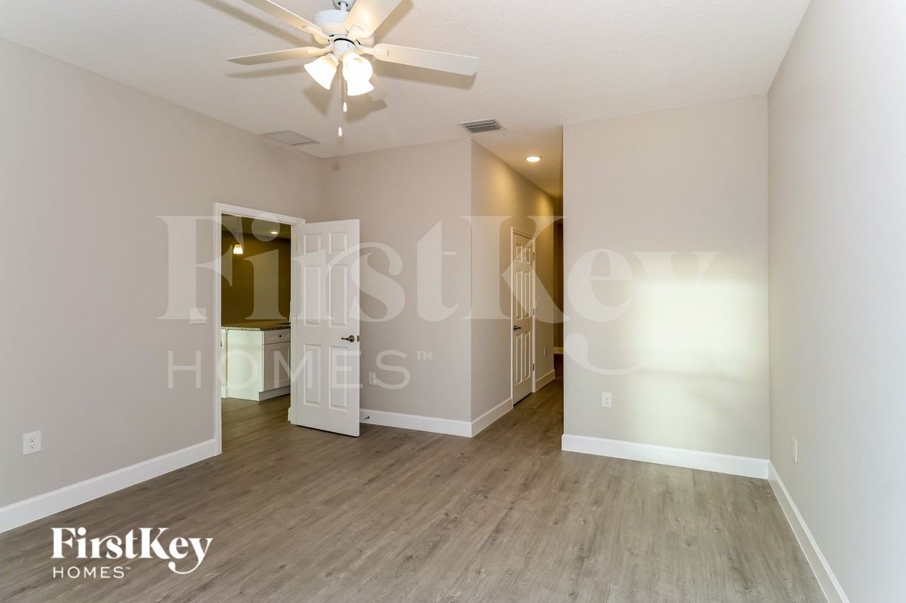 2950 Tolman Ave Se - Photo 7 of 16