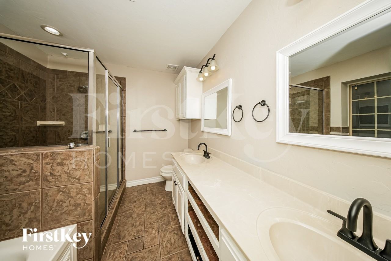17205 Vitoria Dr - Photo 7 of 16
