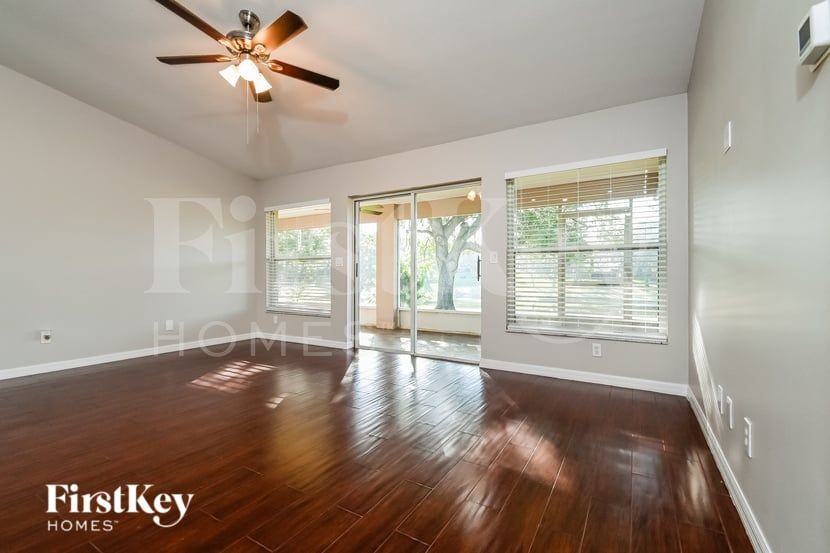 728 Berry Bramble Dr - Photo 2 of 16