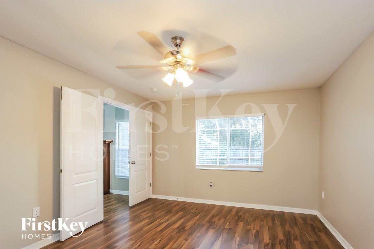 616 Sunset Beach Ct - Photo 6 of 15