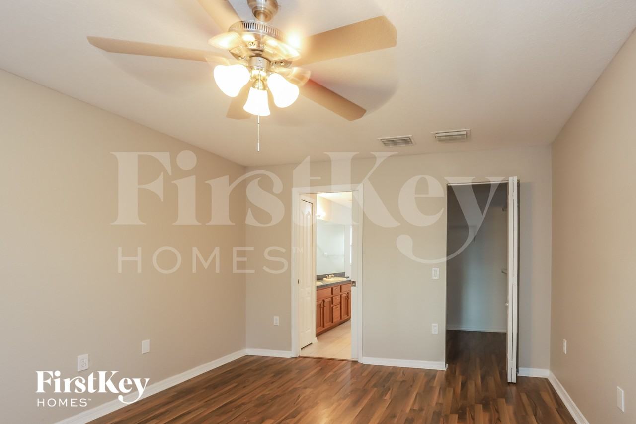 616 Sunset Beach Ct - Photo 7 of 15