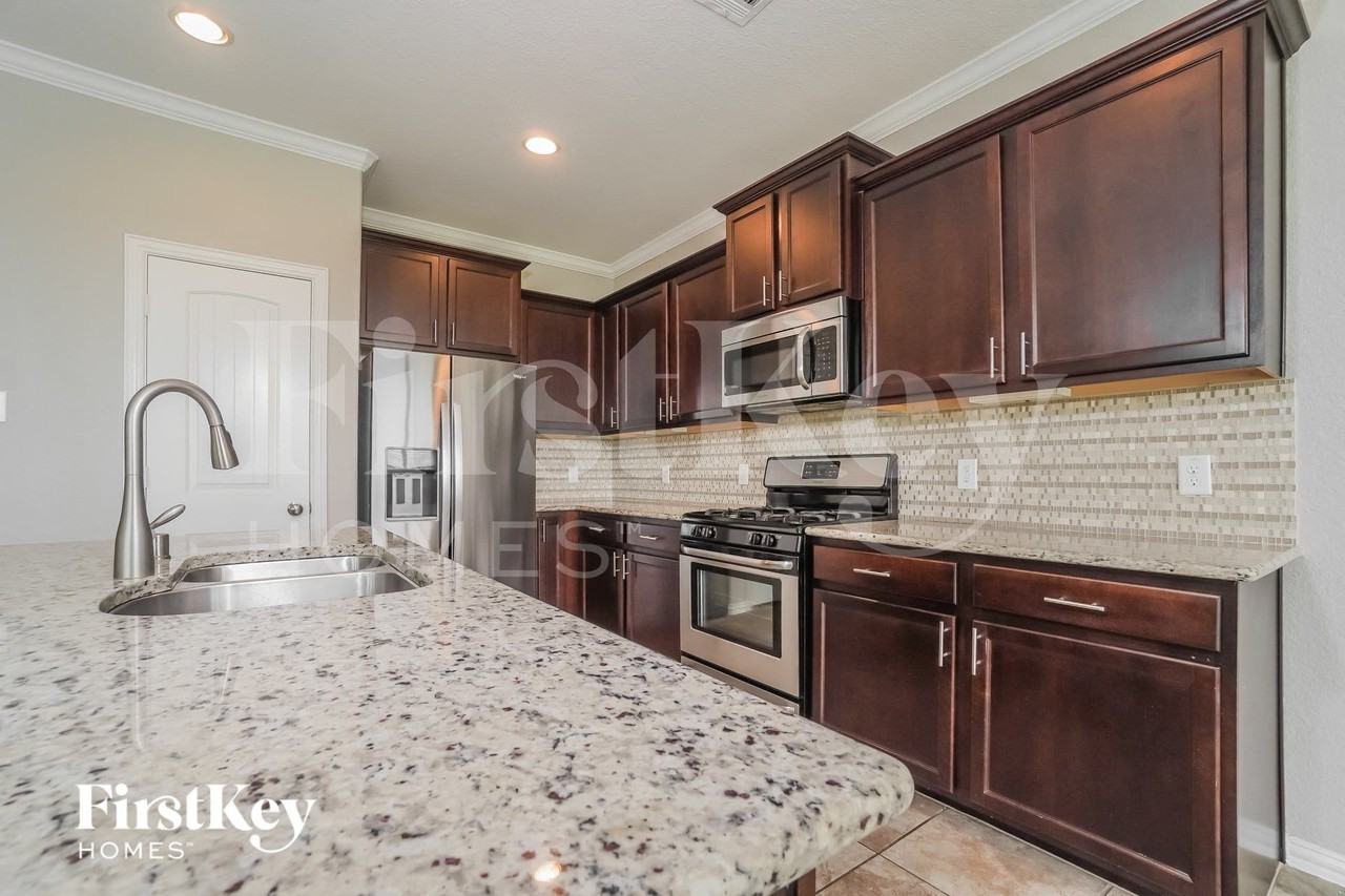 6730 Trinity Trail Ln - Photo 6 of 15