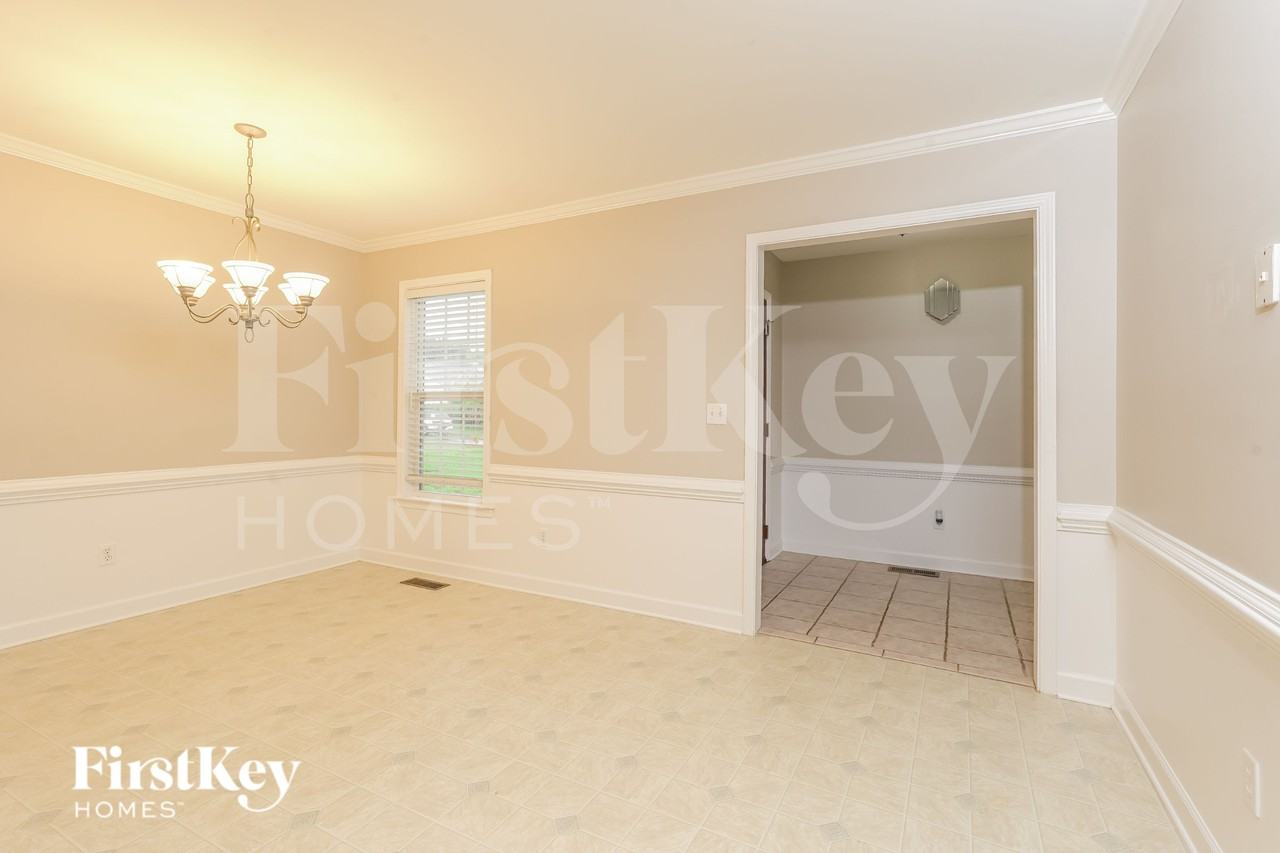 4767 Audrey Dr - Photo 5 of 16