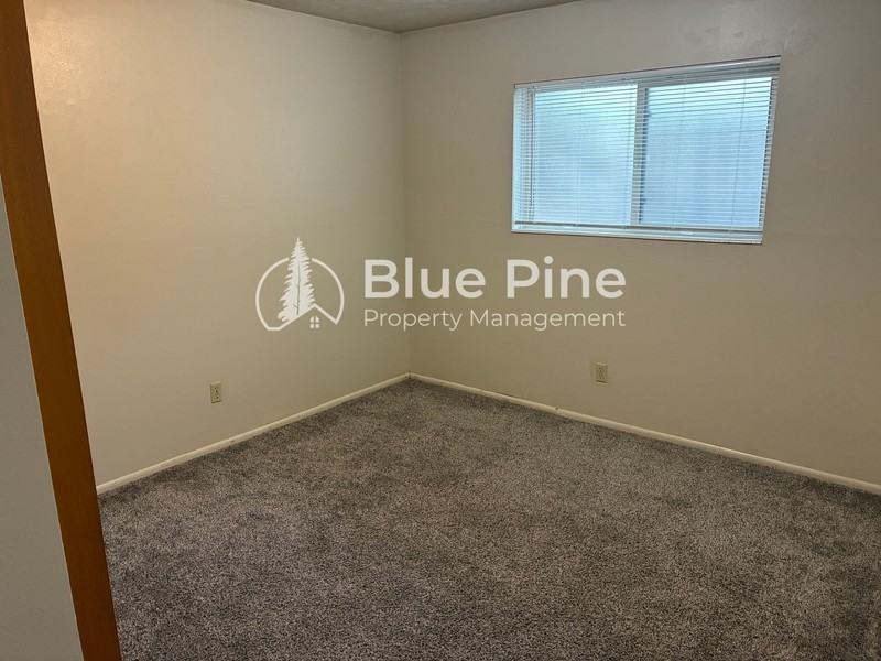 1680 Calkins Ave #3 - Photo 4 of 7