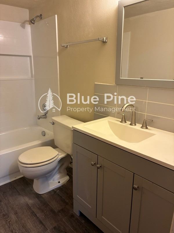 1680 Calkins Ave #3 - Photo 6 of 7