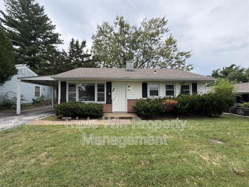 3133 Rex Ave