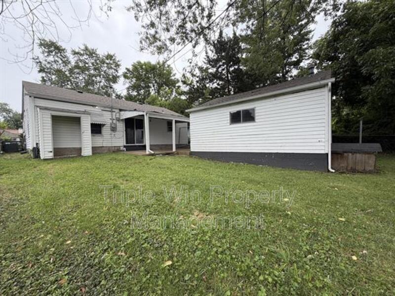 3133 Rex Ave - Photo 7 of 25