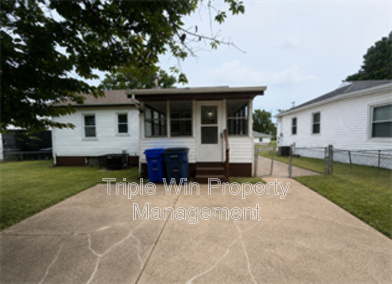 1145 Patterson Rd - Photo 4 of 25