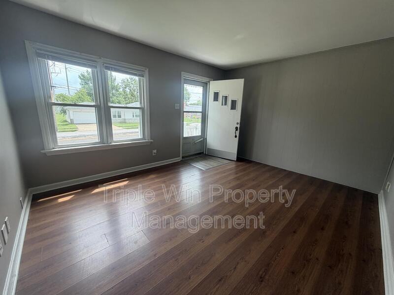 1145 Patterson Rd - Photo 6 of 25