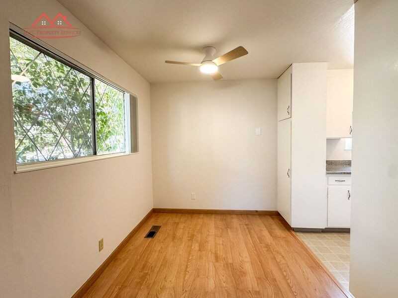 411 College Ave #A - Photo 5 of 15
