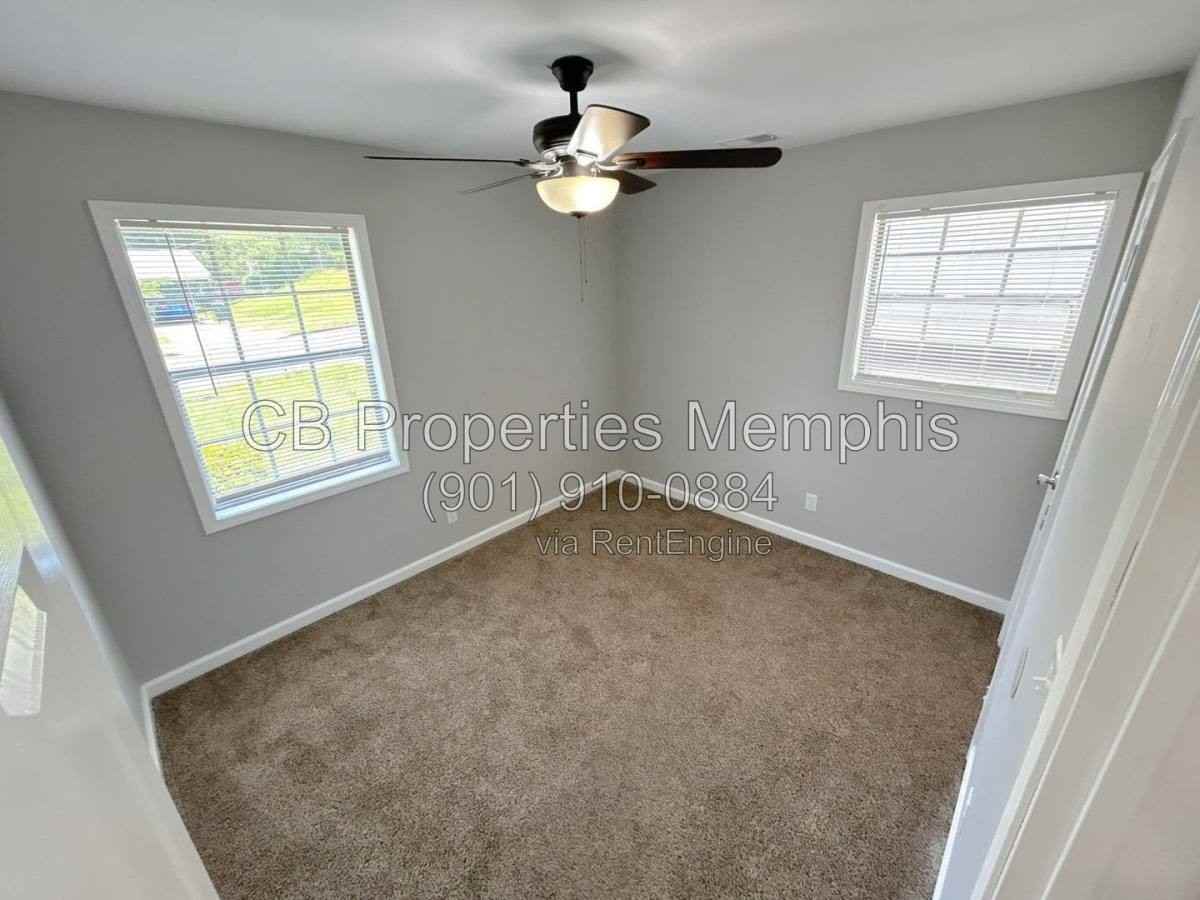 3825 Glenburee St - Photo 4 of 10